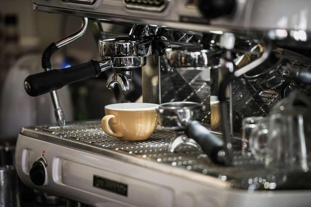 Daphne's Coffee & Tea - Kahve-makinesi (2)