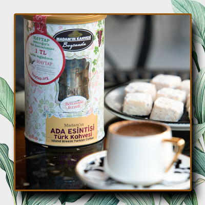 İçecekler-Türk-Kahvesi-Ada-Esintisi-Daphne's-Coffee-&-Tea