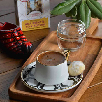 Daphne's-Coffee---Ada-Esintisi-Türk-Kahvesi
